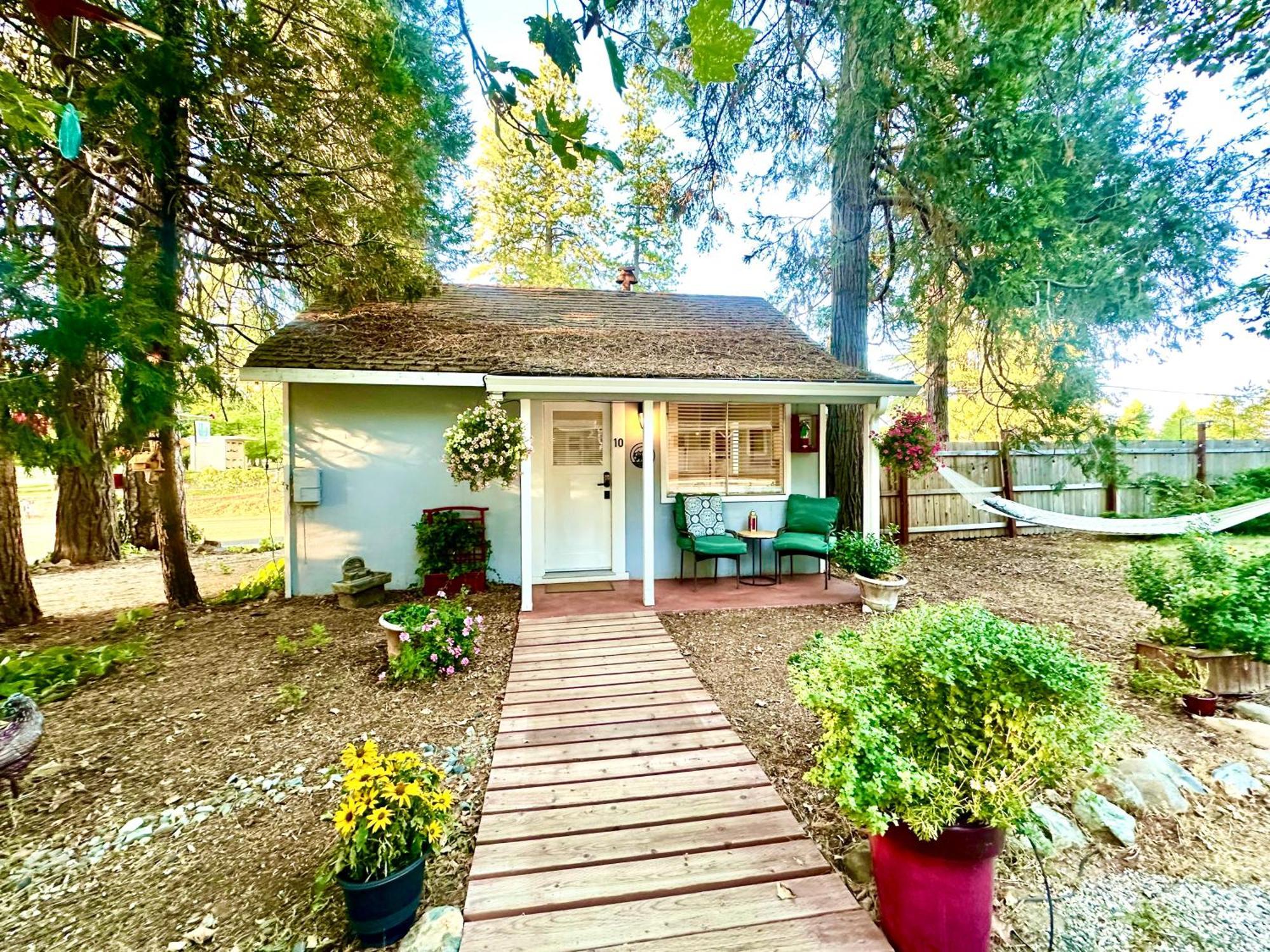 The Pines Inn And Cottages Grass Valley Εξωτερικό φωτογραφία